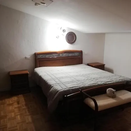 Lessinia Home