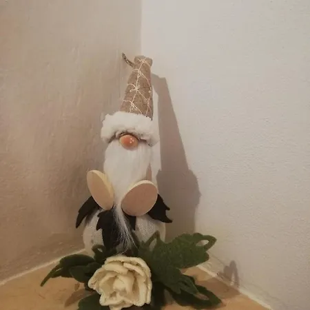 Lessinia Home